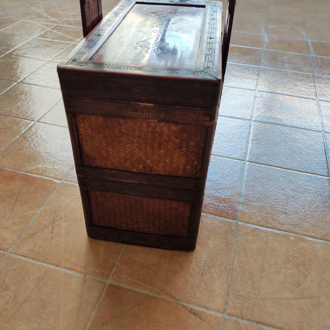 提藍（ていらん）　伝統的な日本の茶箱