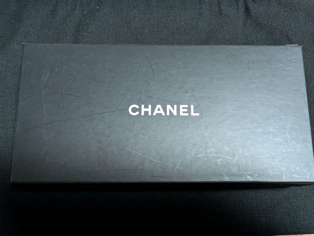 CHANEL ココシャネルフィギュア・ブック・ネックレスセット
