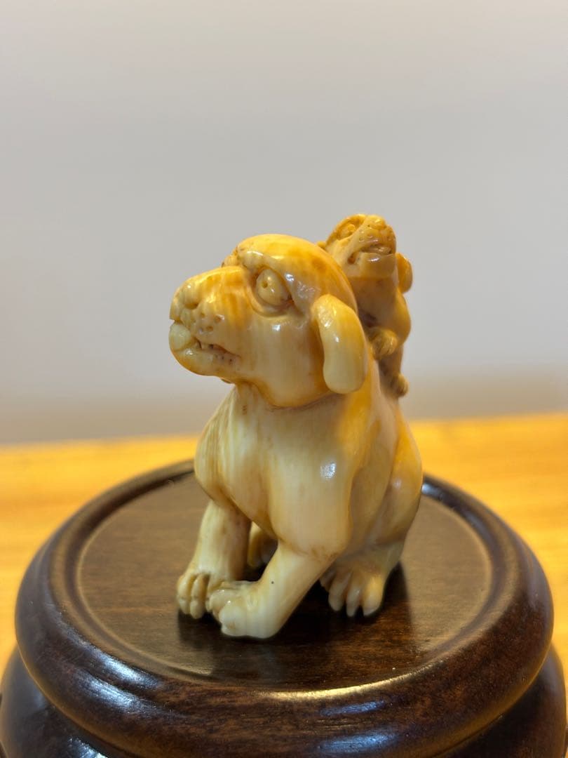 【希少】犬の親子　時代提物 根付 銘有り　アンティーク　印籠