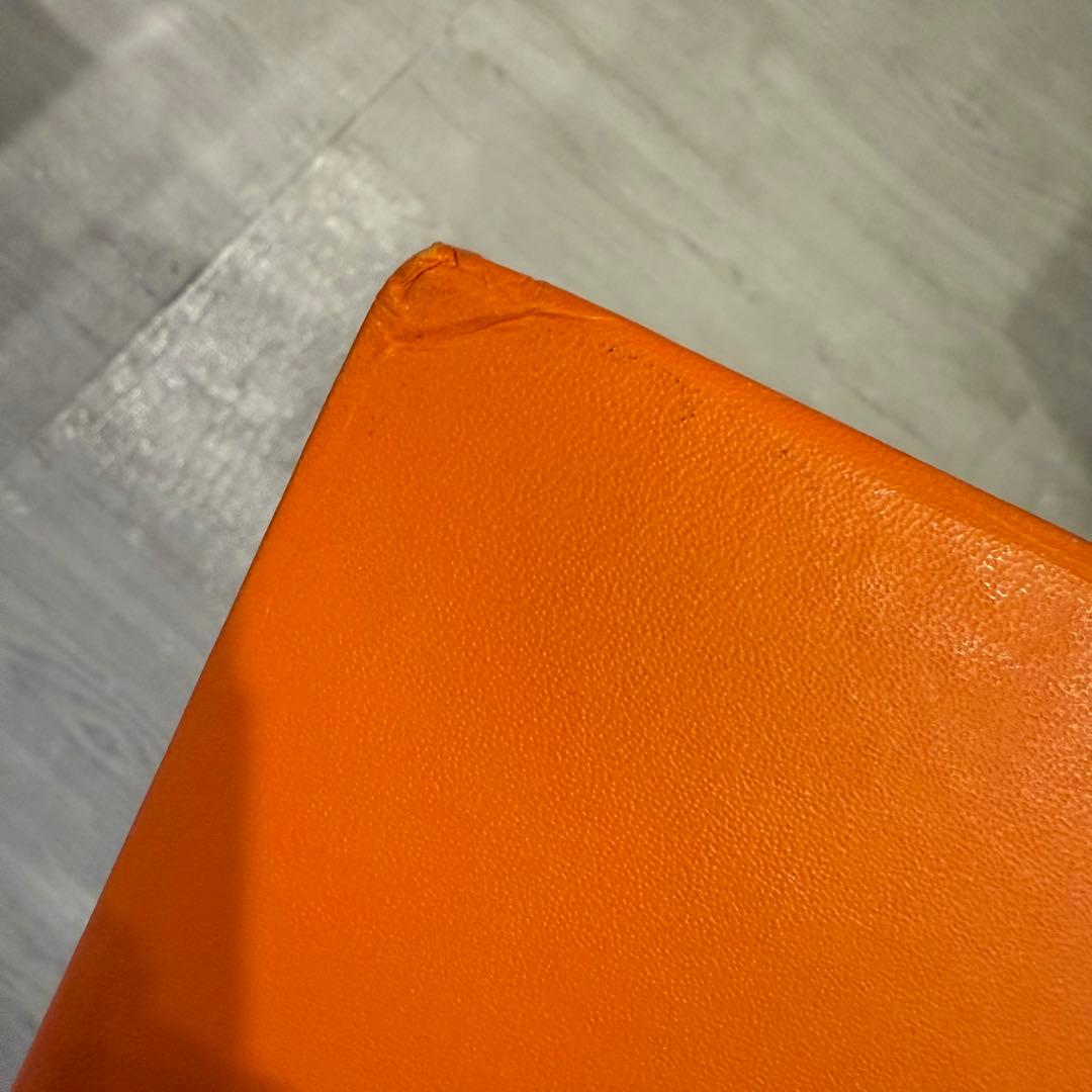 HERMES オレンジボックス 大きめ