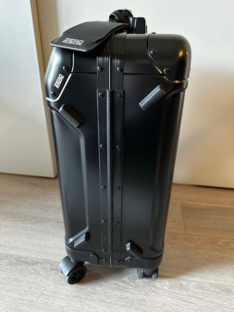 【極美品】ゼロハリバートン アルミ製/機内持ち込み可