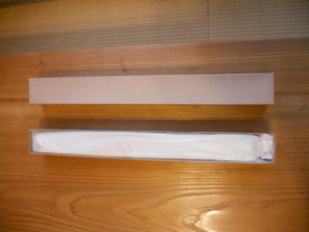 掛け軸 森契雪 水墨塔山水  絹本 希少 軸装 茶道具 掛軸 美品 です。