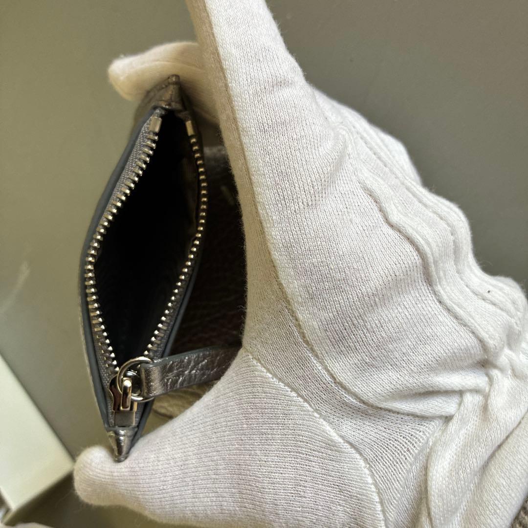 マルジェラメタリックグレー 三つ折り財布