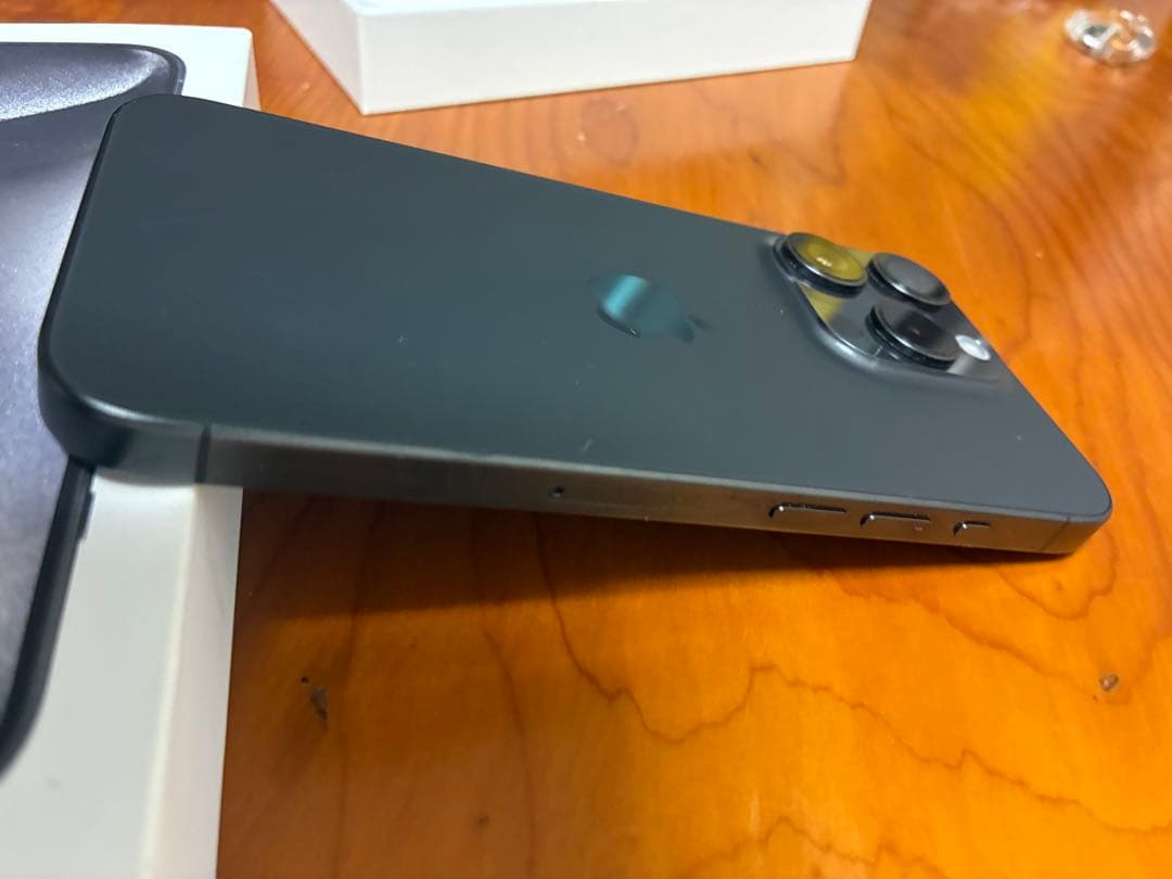 【yyykkkiii 専用】Apple iPhone 15 Pro 256