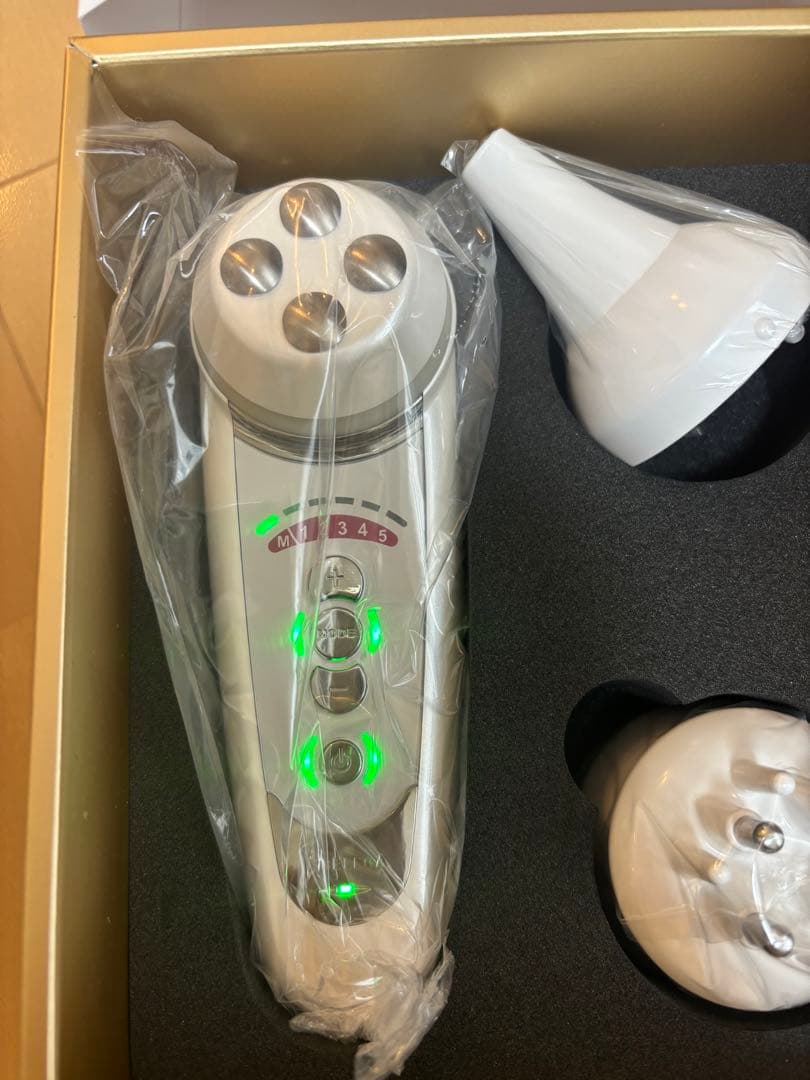 セルキュア　４ｔプラス　保証書付き　新品未使用