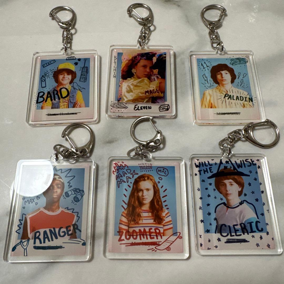 T*w様 ストレンジャー・シングス　落書きデザイン キーホルダー全6種類
