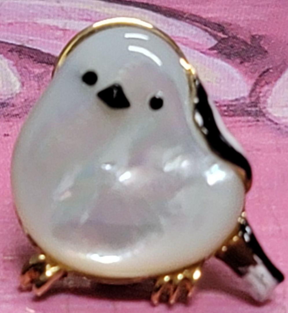 ヴァンドームブティック　 ピンブローチ　白蝶貝　シマエナガ　ブローチ