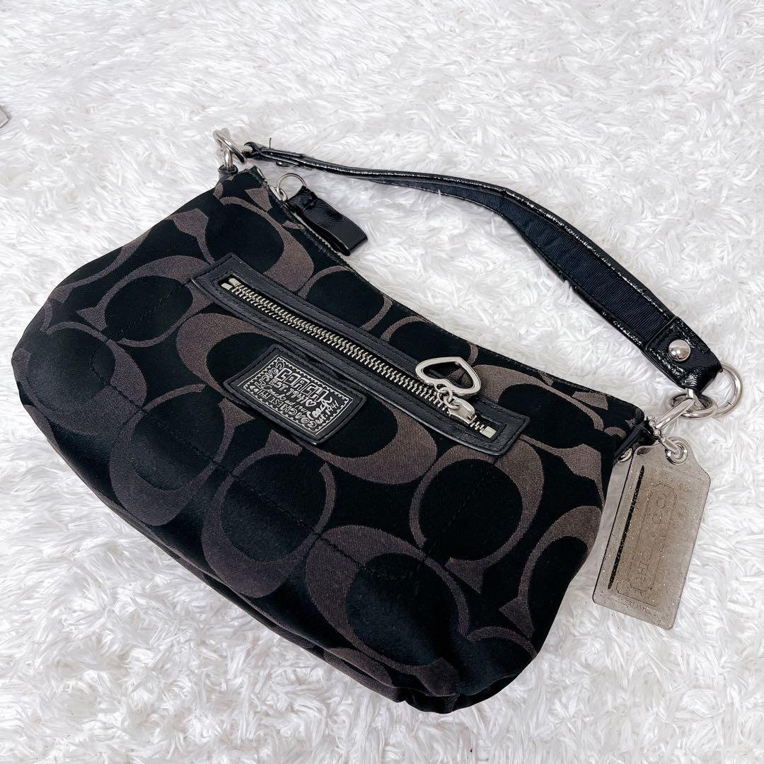 コーチ　2way ショルダーバッグ F20044 ブラック ハートチャーム