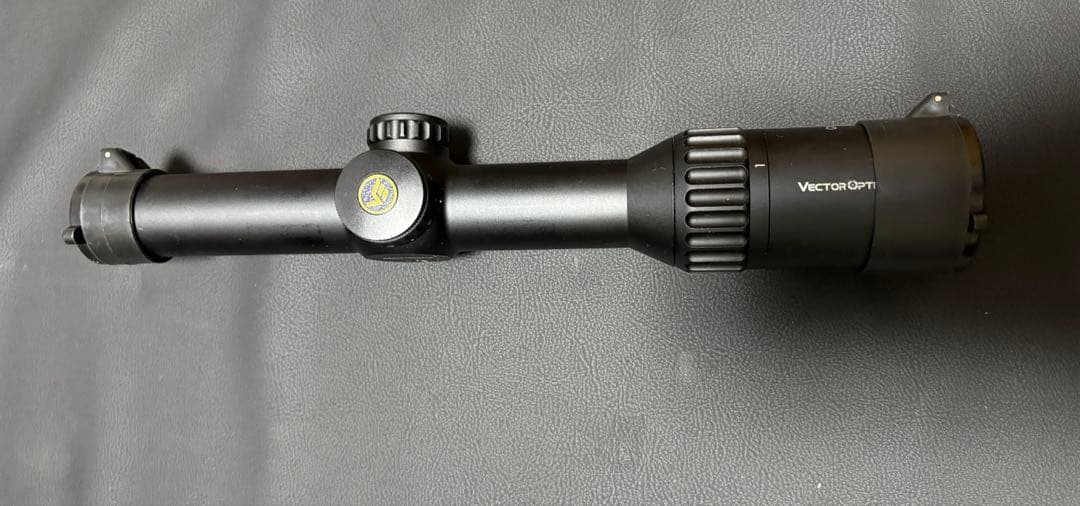 vector optics Continental 1-6x24 スコープ