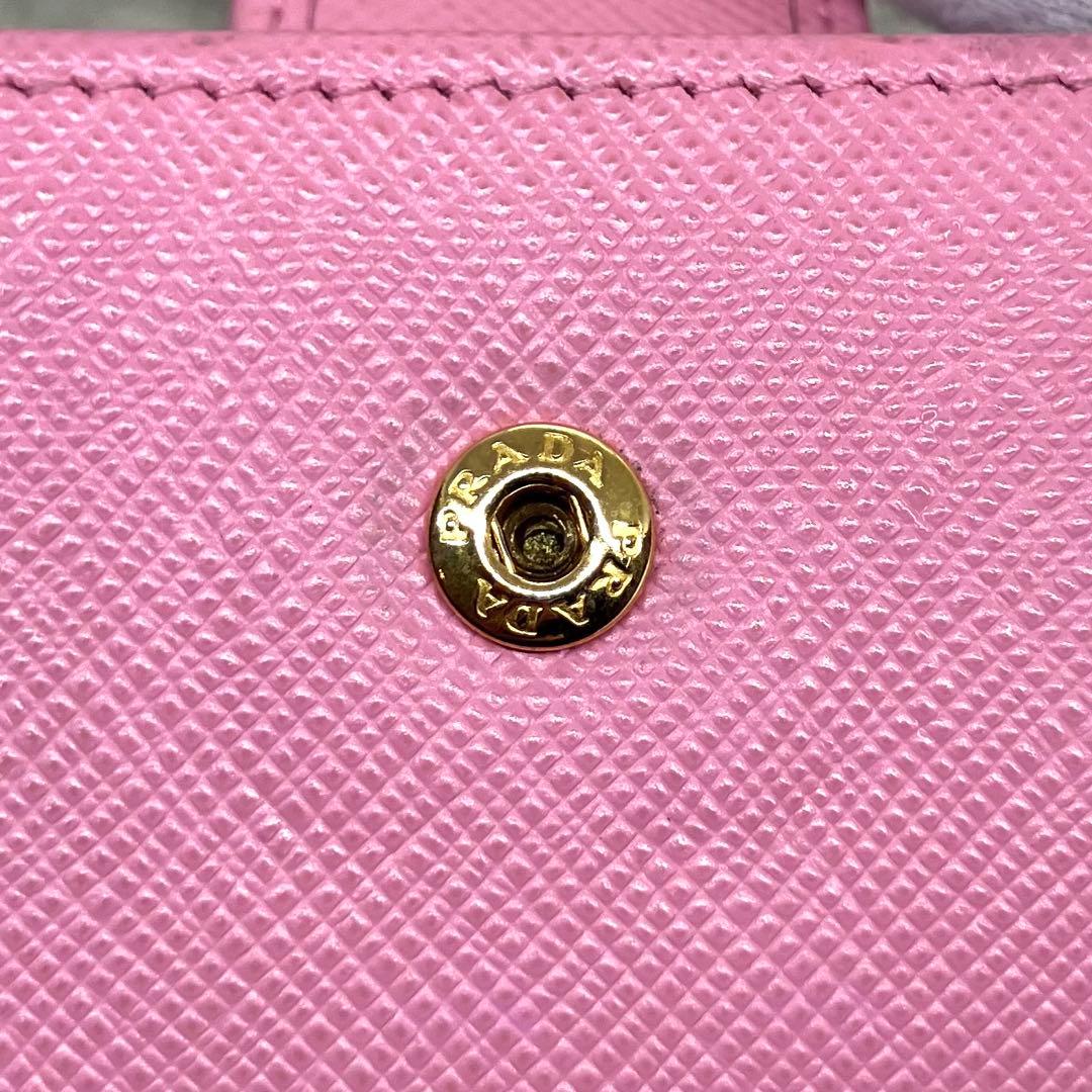 箱付き美品✨PRADA サフィアーノ メタルロゴ マルチカラー 二つ折り財布