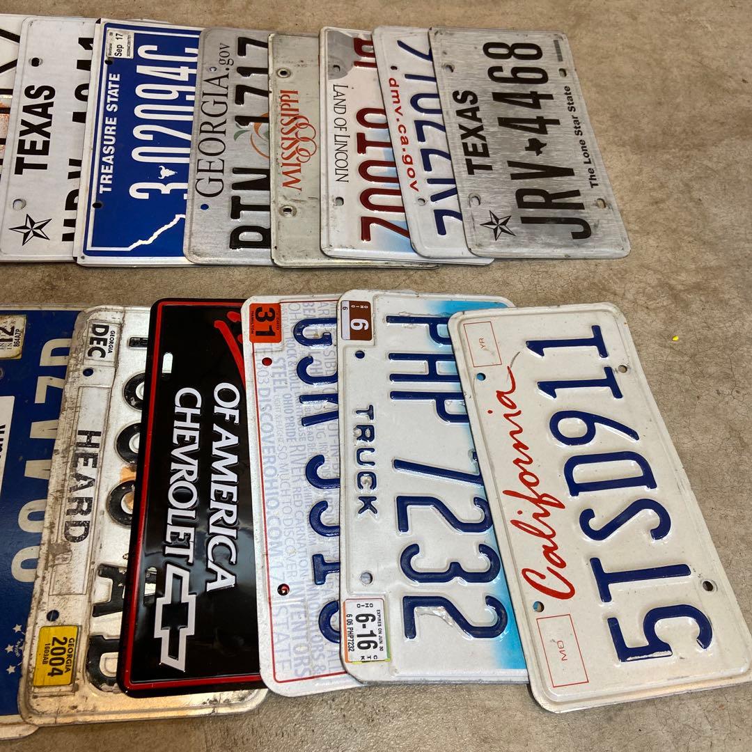 アメリカヴィンテージ雑貨　ナンバープレート　まとめ売り　32枚