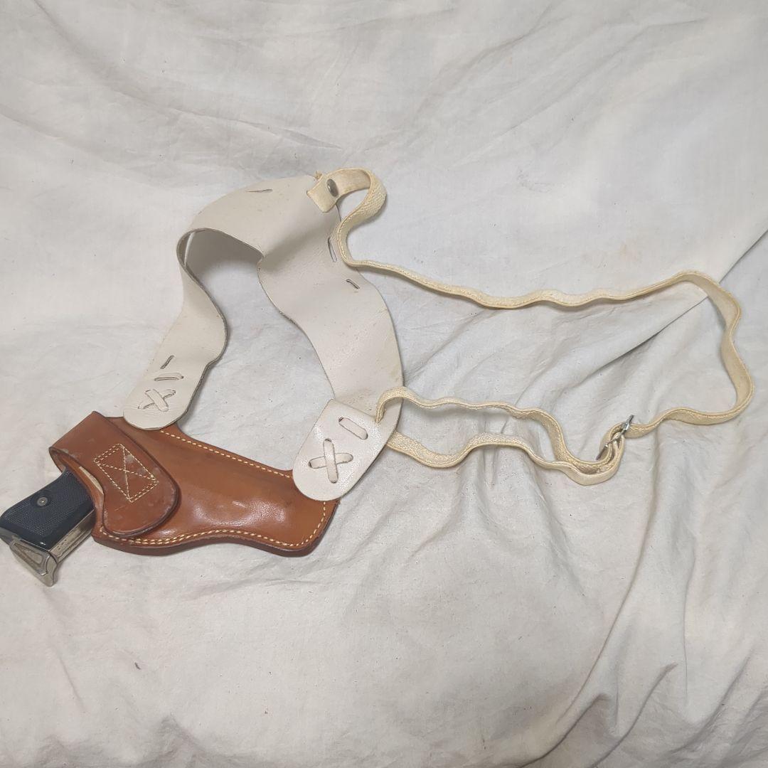 safariland　実物　小型ピストル用　本革レザーショルダーホルスター