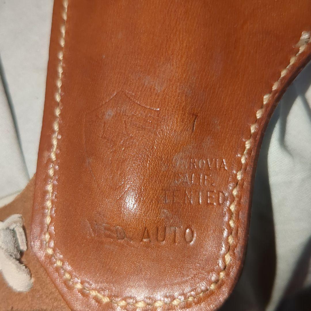 safariland　実物　小型ピストル用　本革レザーショルダーホルスター