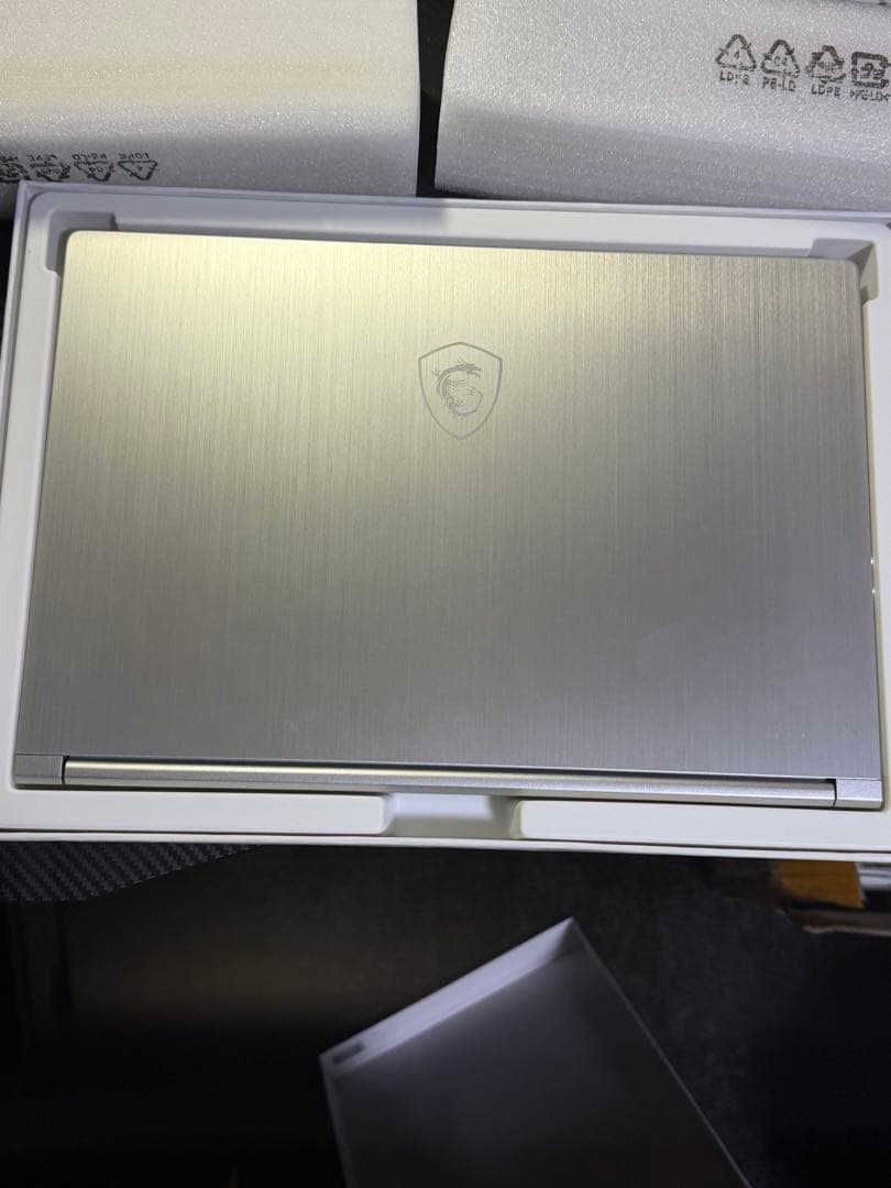 MSI PRESTIGE PS42 8RBノートPC GeForce搭載