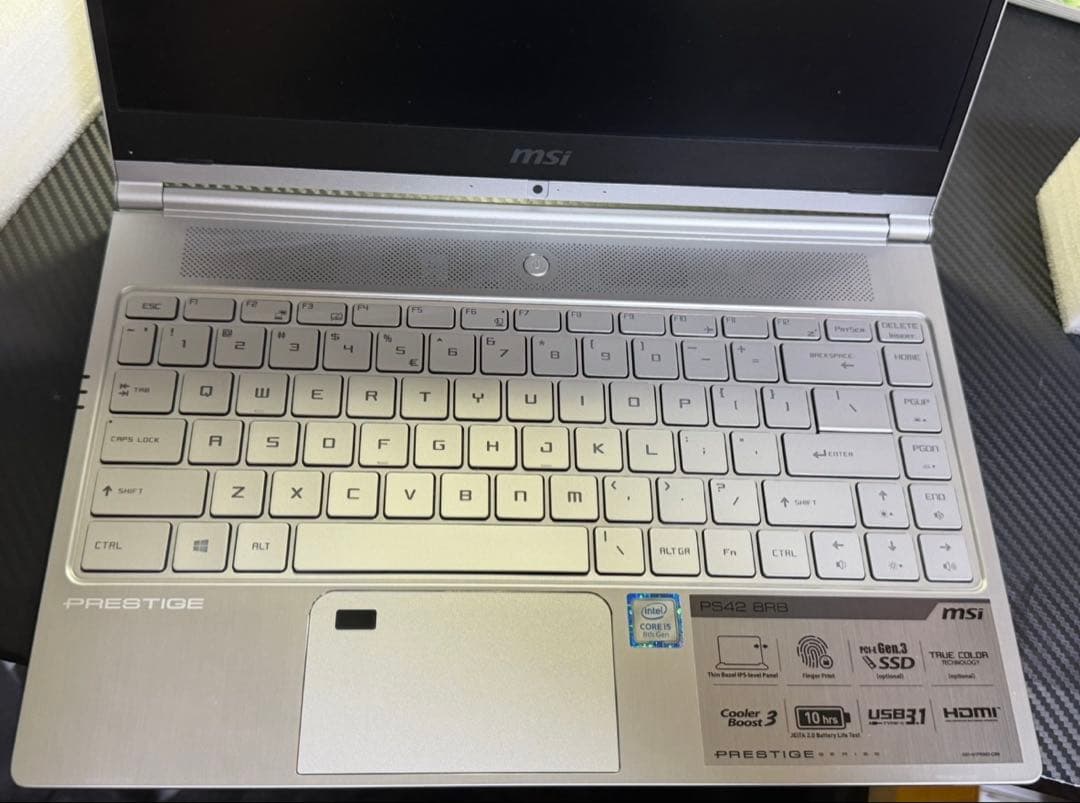 MSI PRESTIGE PS42 8RBノートPC GeForce搭載