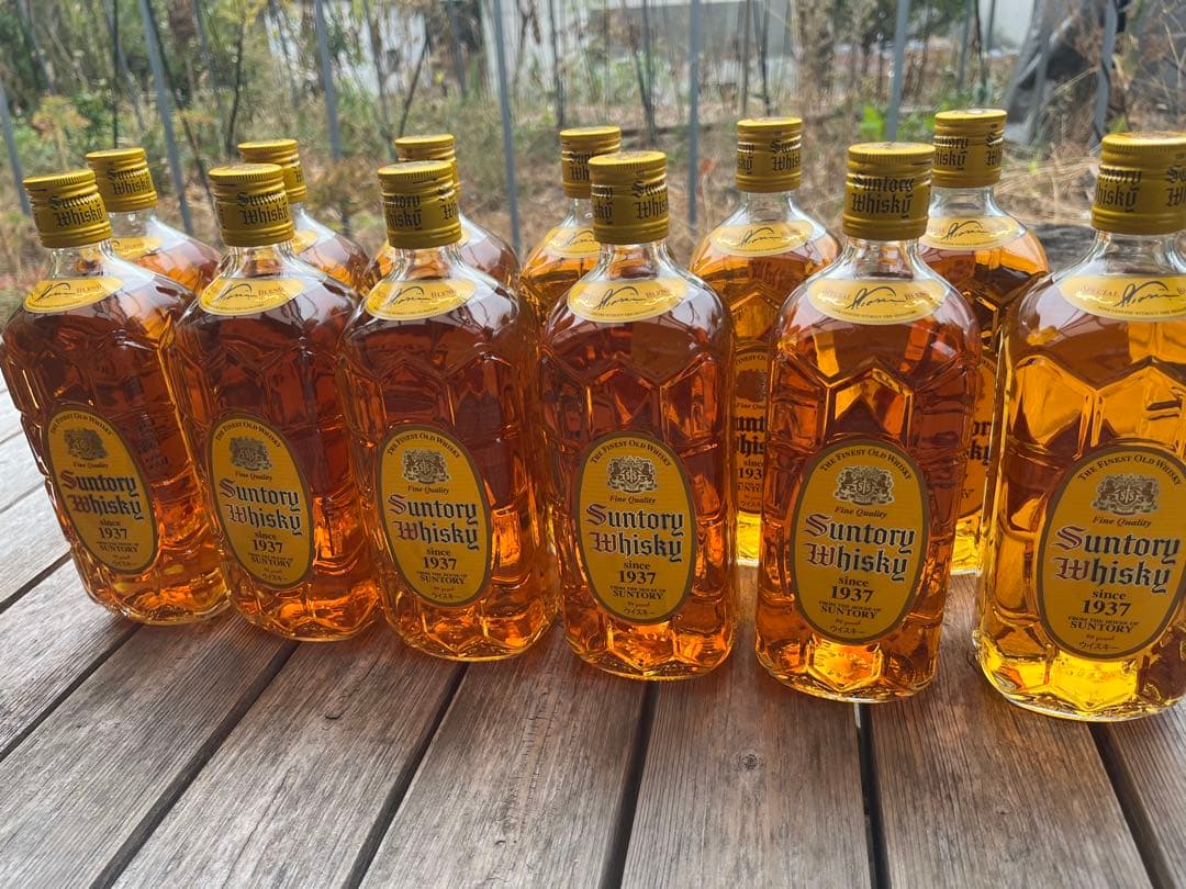 サントリーウイスキー 2012年　古酒　700ml 角 12本セット　送料無料