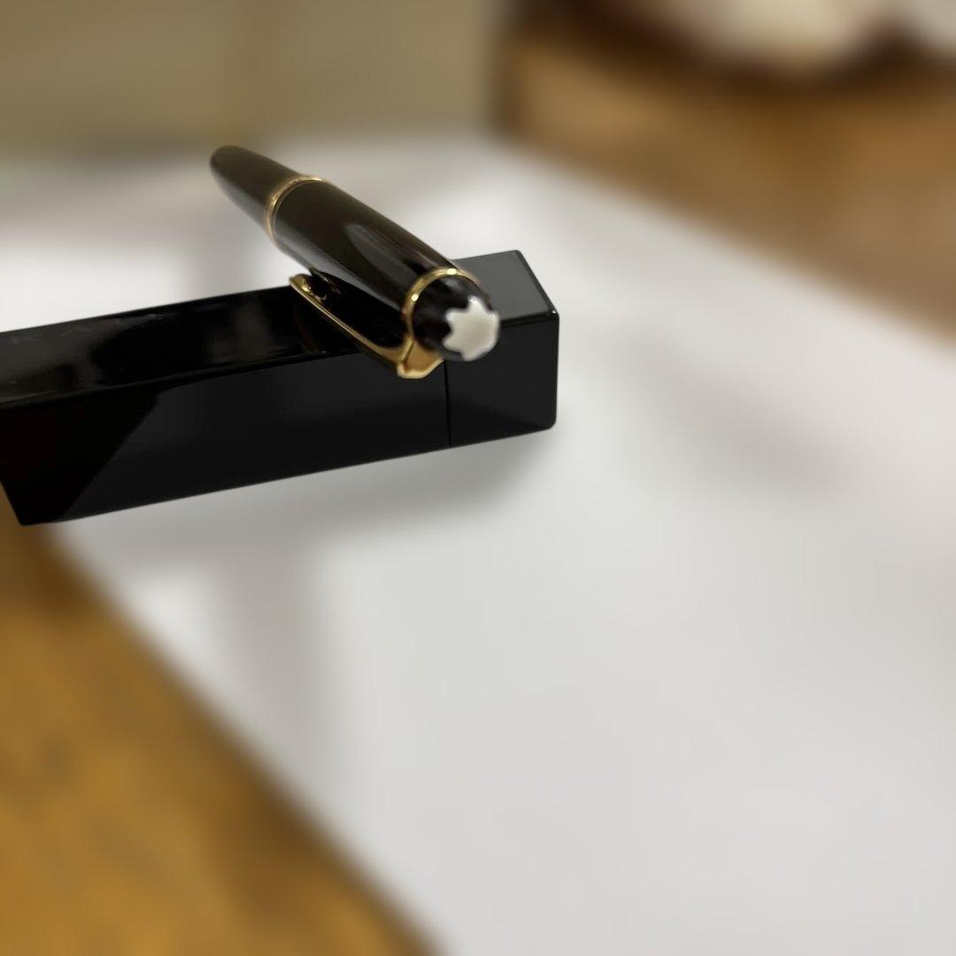 モンブランマイスターシュテュック ボールペン黒色