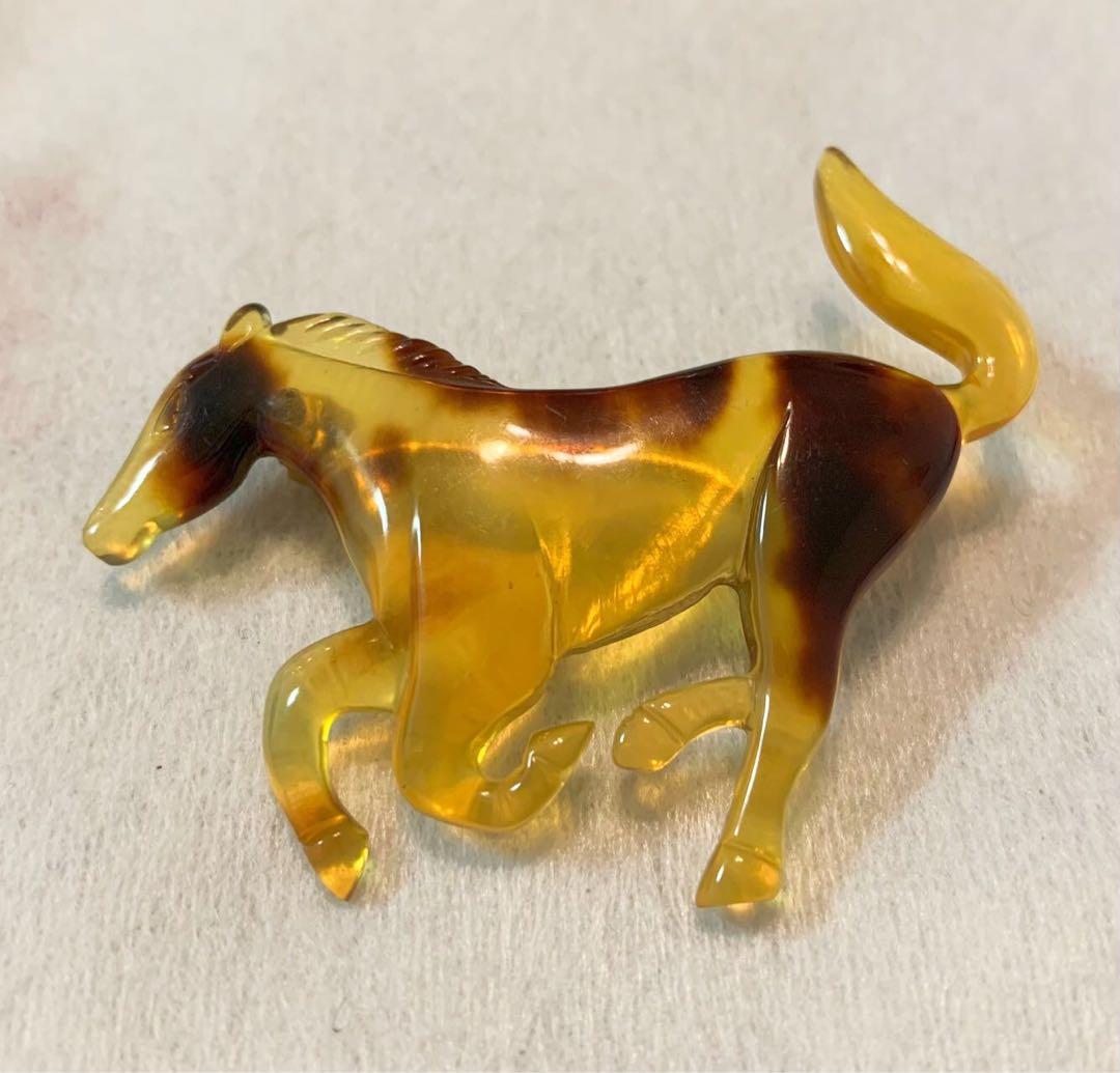 鼈甲　ブローチ　馬　パーティ　午年　競馬　馬主　乗馬