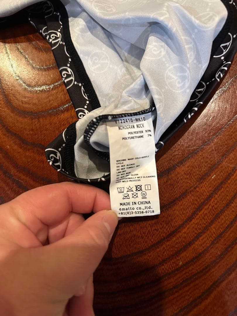 V12 モックネック 半袖シャツ サイズ2