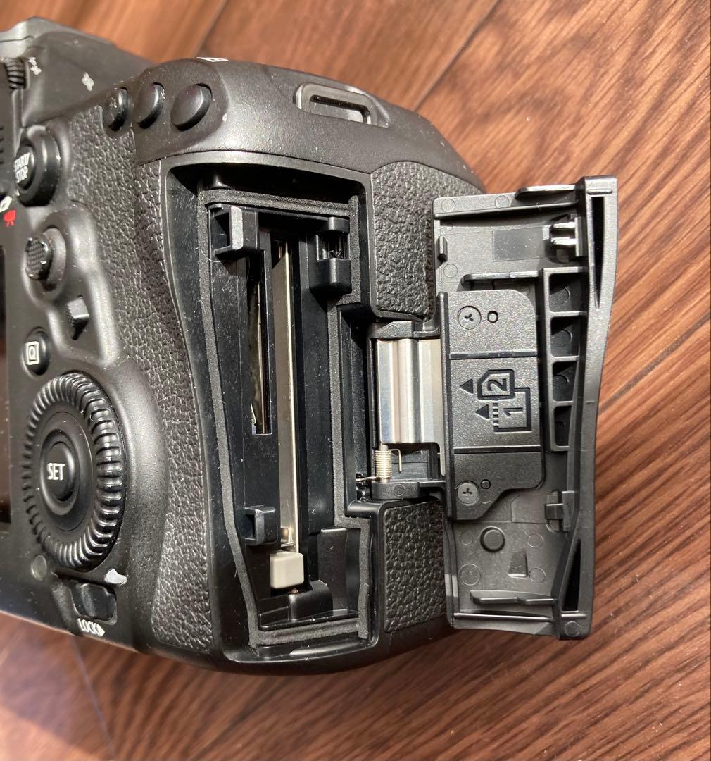 Canon EOS 5D Mark IV 本体 バッテリー2個付き