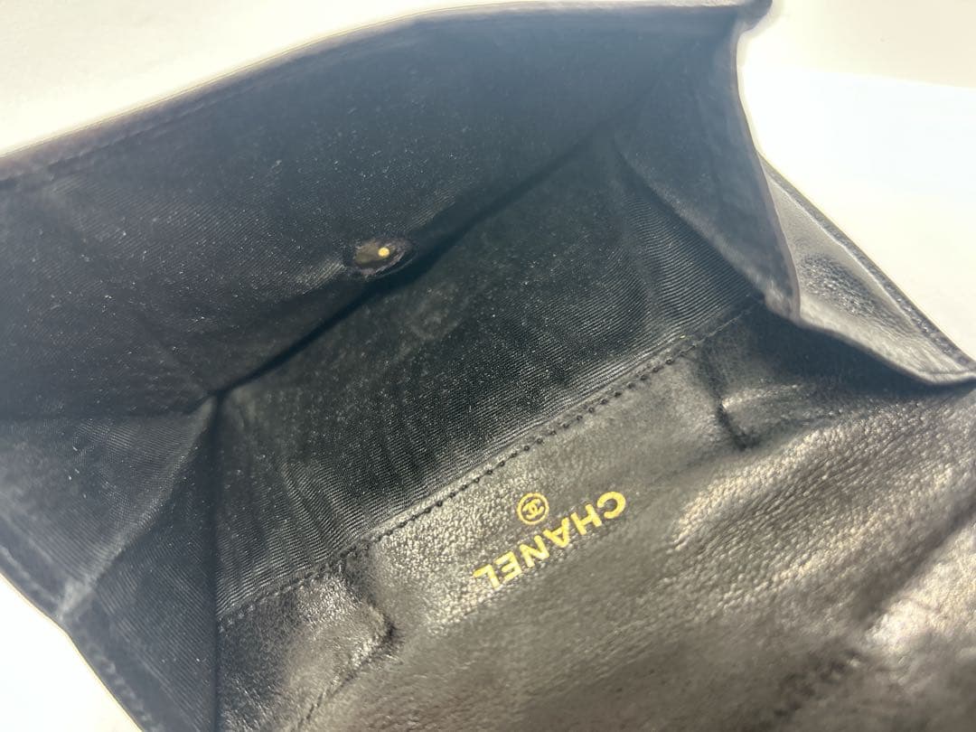 CHANEL　シャネル　二つ折り財布　ココマーク　ラムスキン/604