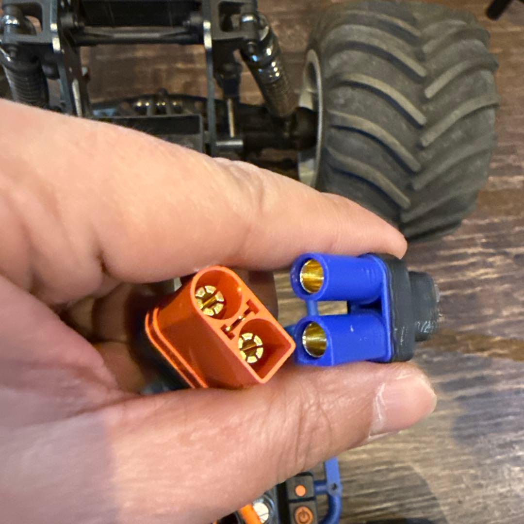 あぼあぼあぼ様売り切り1/8 LOSI LMT Son Uva Digger