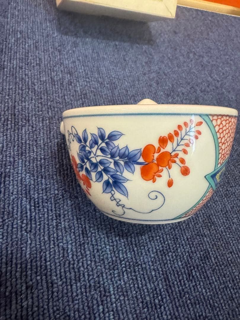 1656 其泉　色絵藤レモン絞器