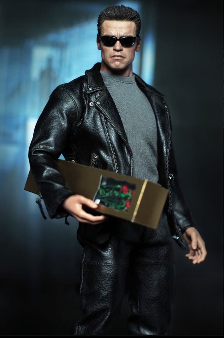 ムービー•マスターピース『ターミネーター２』T-800　MM117　1/6