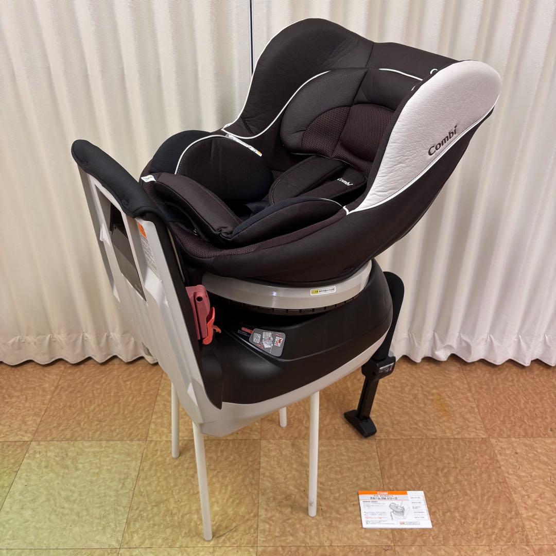 クリーニング済　☆美品☆　新生児OK　コンビ　ネルーム　ｌｉｔｅ　ダークブラウン