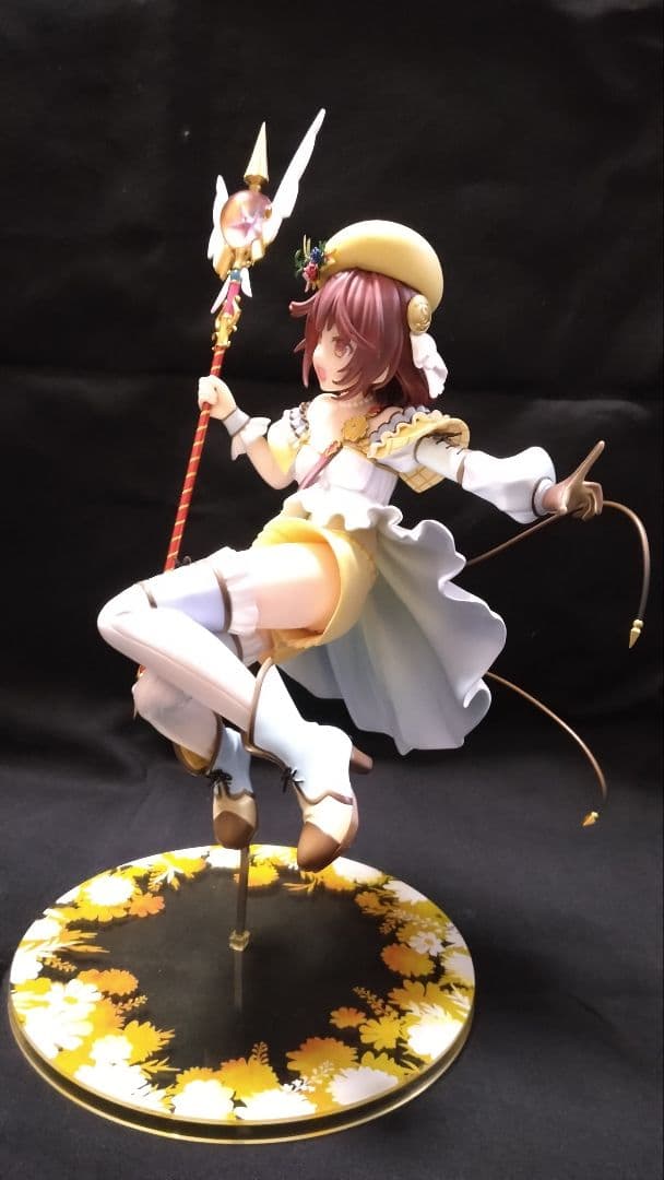 ソフィー フィギュア