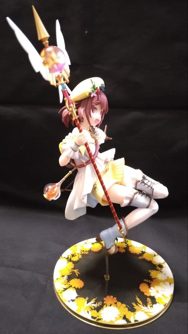 ソフィー フィギュア