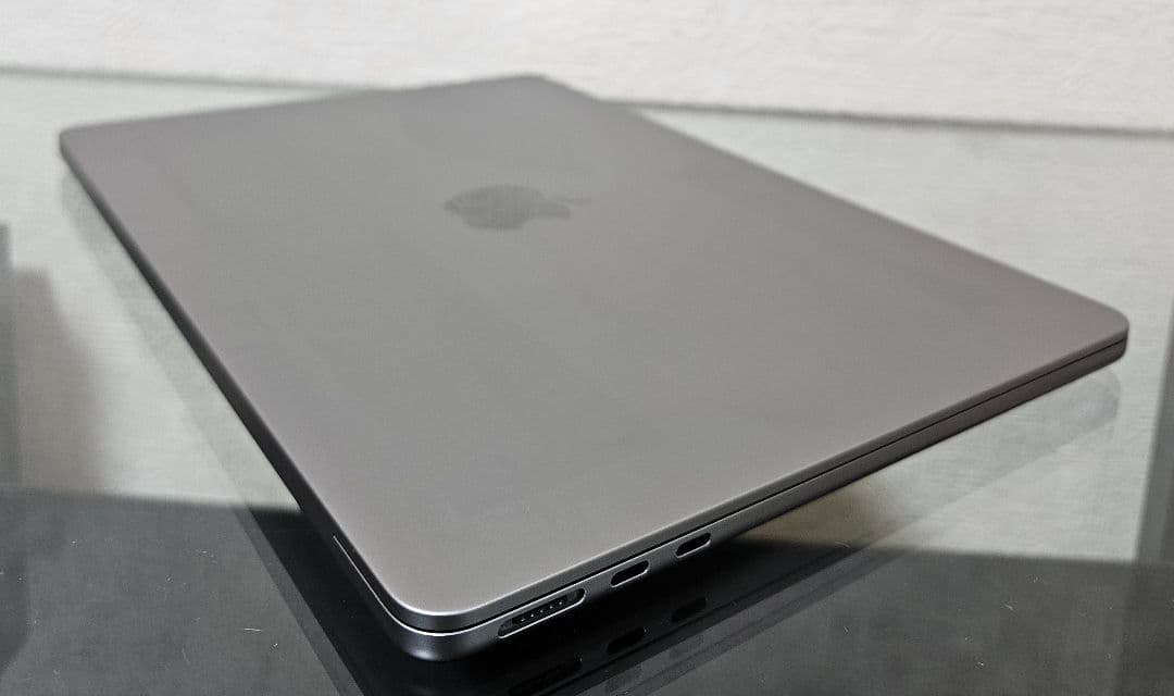MacBook本体 M2 Apple MacBook Air 2022 512GB