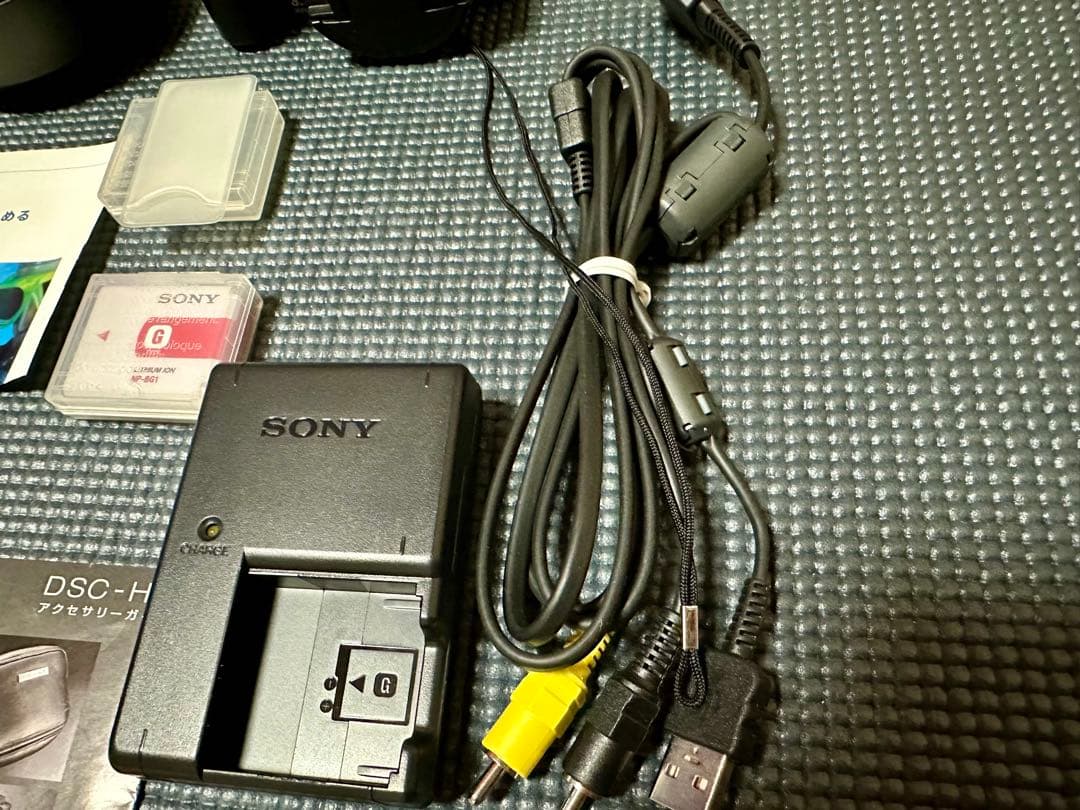 SONYデジカメ　Cyber shot DSC H3 中古　美品！純正レンズ付属