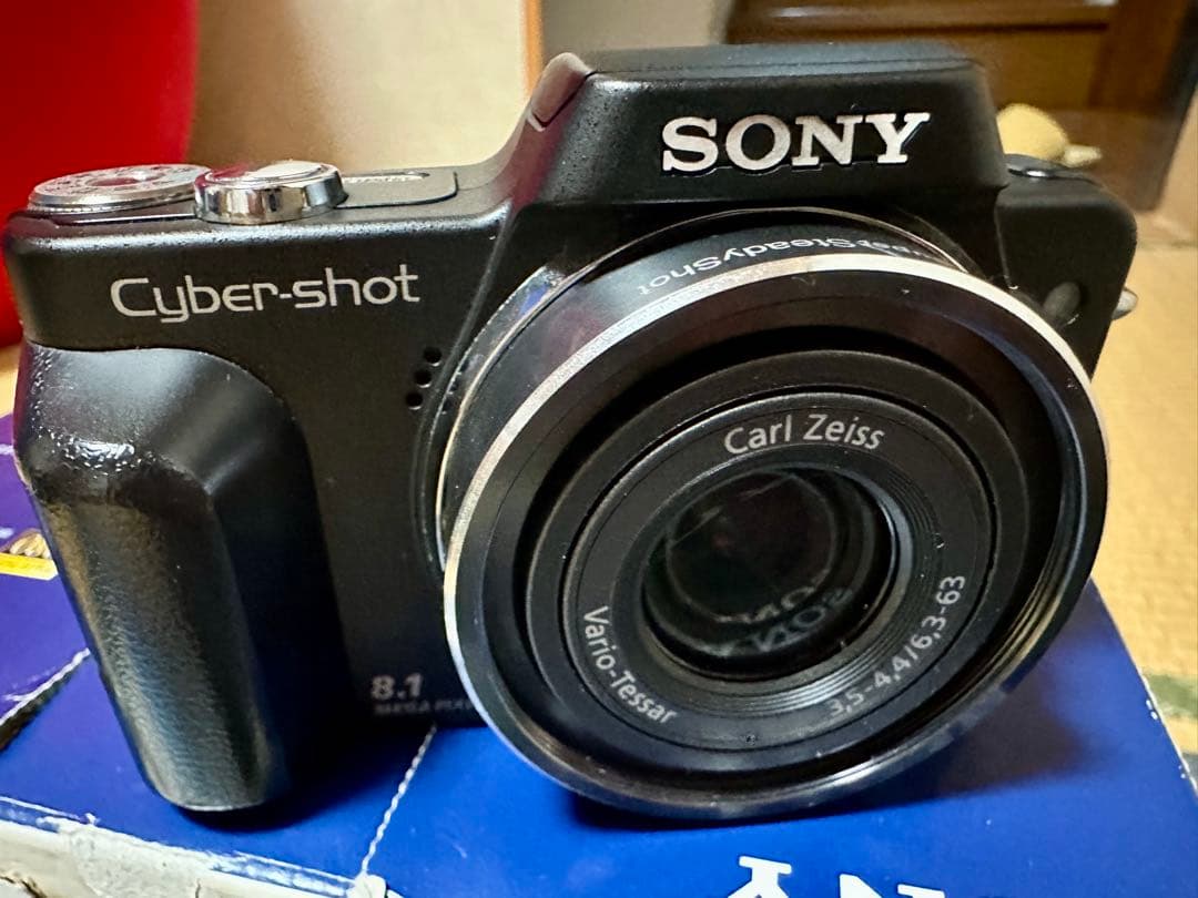 SONYデジカメ　Cyber shot DSC H3 中古　美品！純正レンズ付属