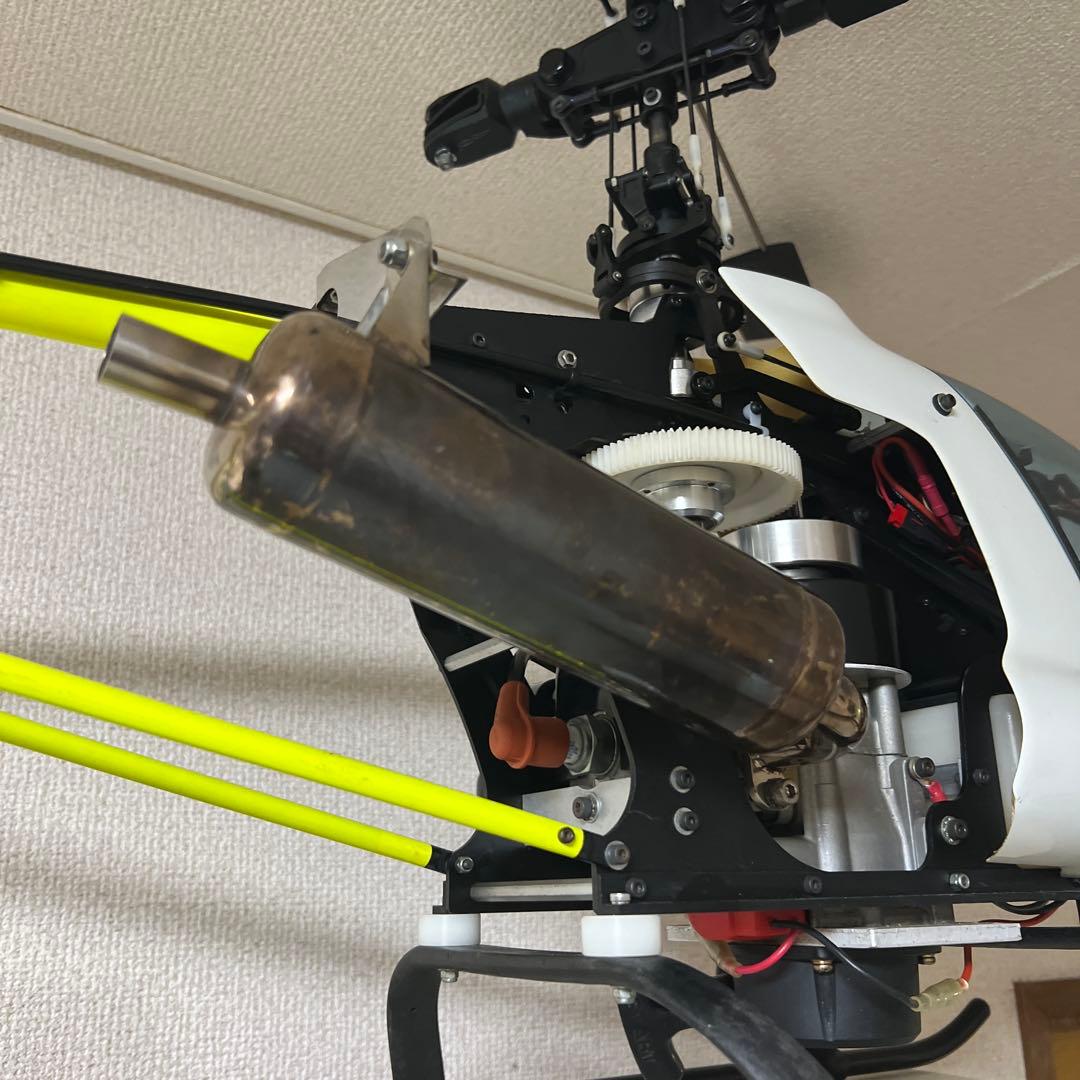 ラジコンガソリンエンジン ヘリコプター