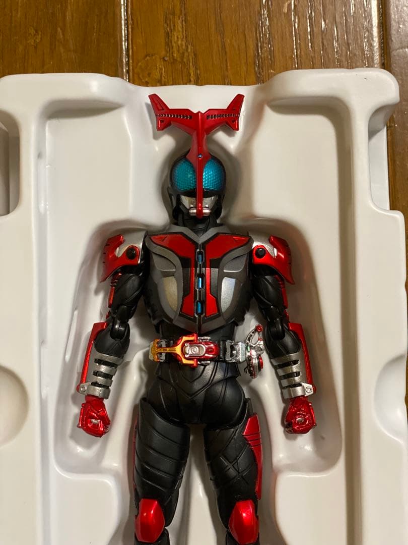 真骨彫製法 仮面ライダーカブト ハイパーフォーム 10周年再販版 バンダイ