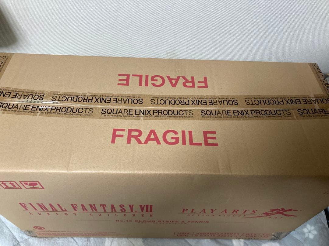 PLAY ARTS改　CHILDREN クラウド・ストライフ&フェンリル