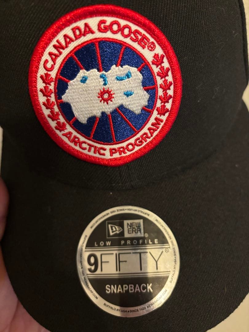 カナダグース　ニューエラ　キャップ ブラック
