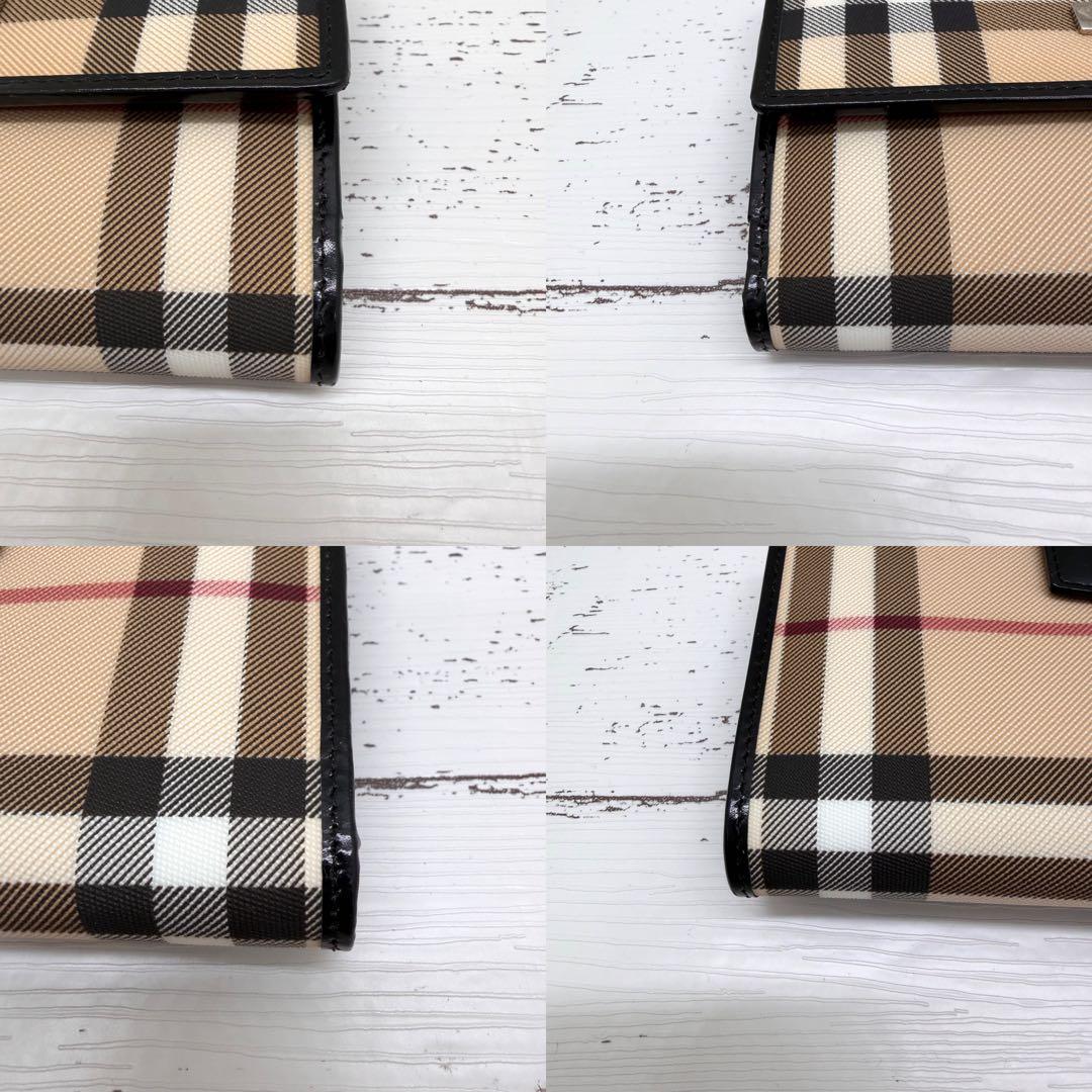 未使用　バーバリー　折り財布　ノバチェック　レザー　ロゴ金具