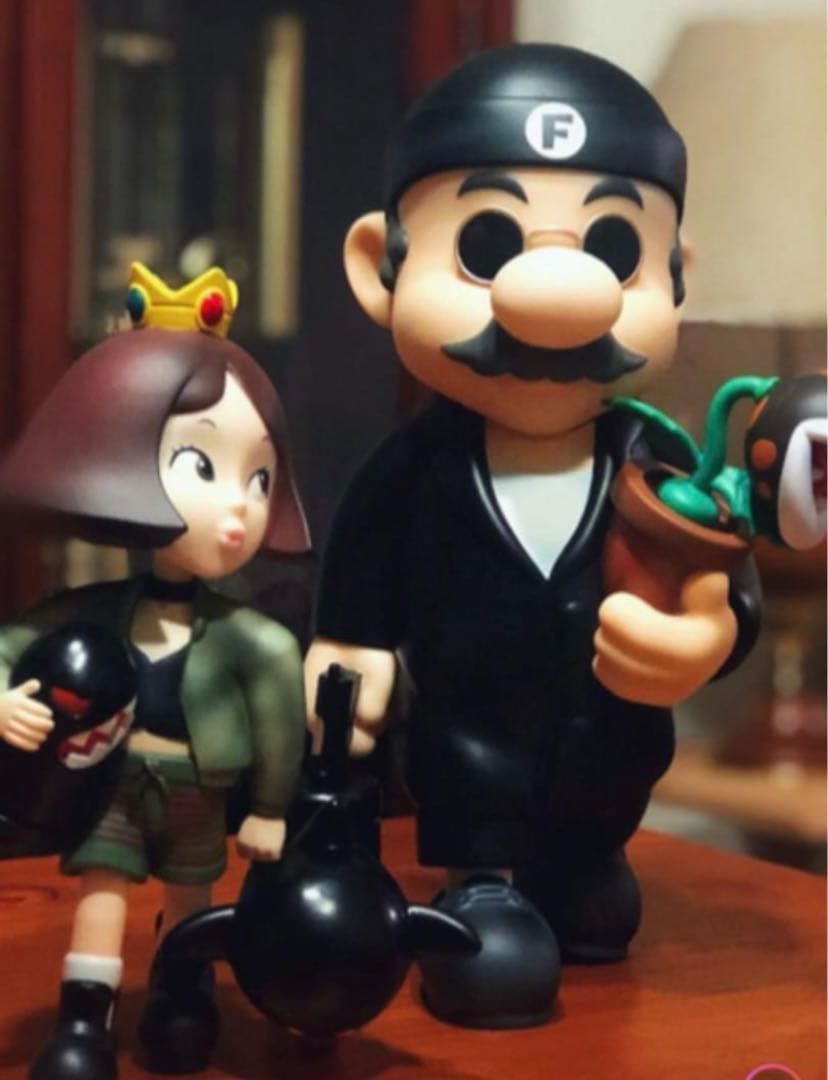 fools paradise mario レオン フィギュア