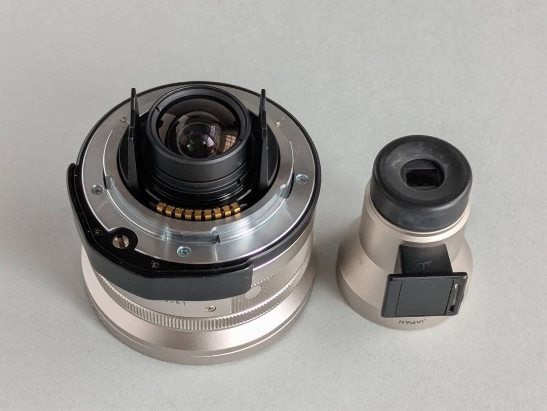 CONTAX G2 レンジファインダーカメラ シルバー