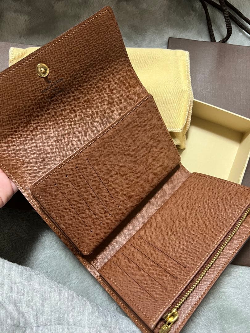 ルイ・ヴィトン　モノグラム　ポルトフォイユ