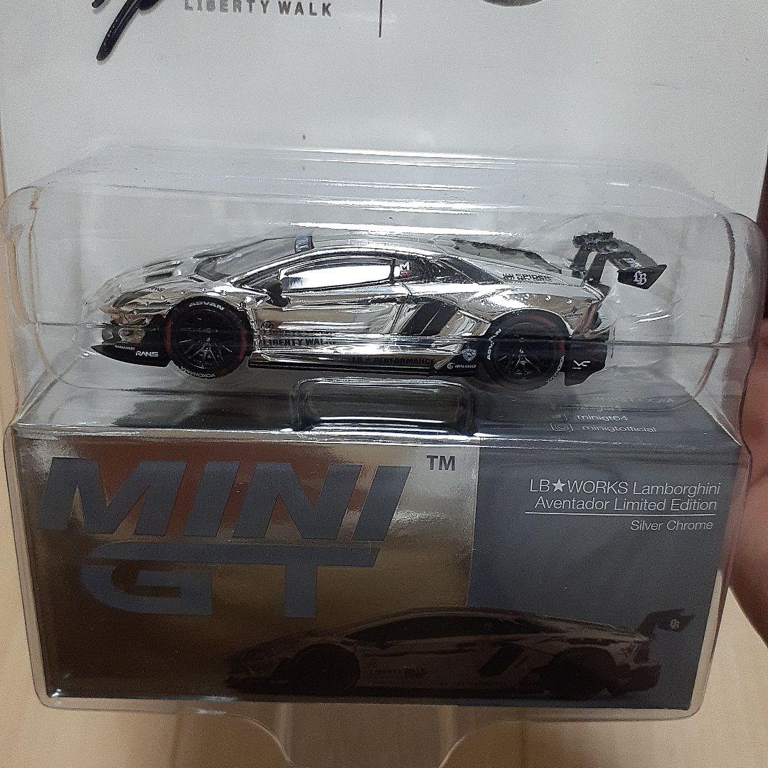 MINI GT リバティーウォーク ランボルギーニ アヴェンタドール IMX