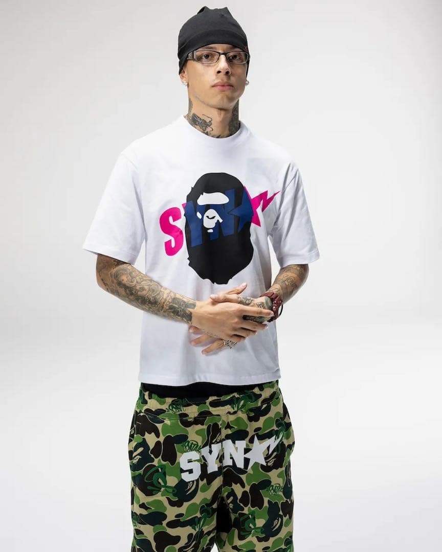 ポスター付属 Syna World × A BATHING APE Tシャツ