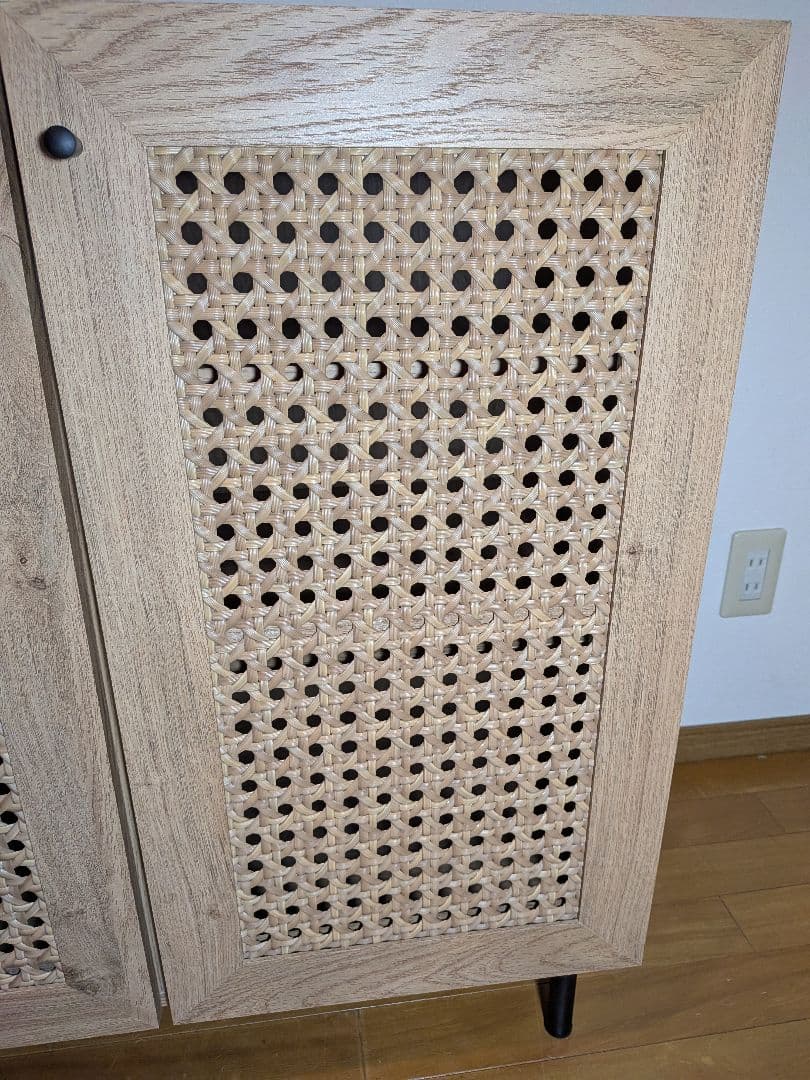 《送料込》LOWYA ラタン調キャビネット リビングボード 棚 収納ロウヤ