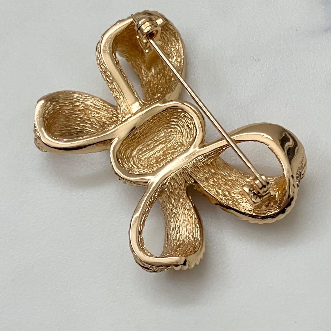 Christian Dior✨クリスチャンディオール　ブローチ　リボン