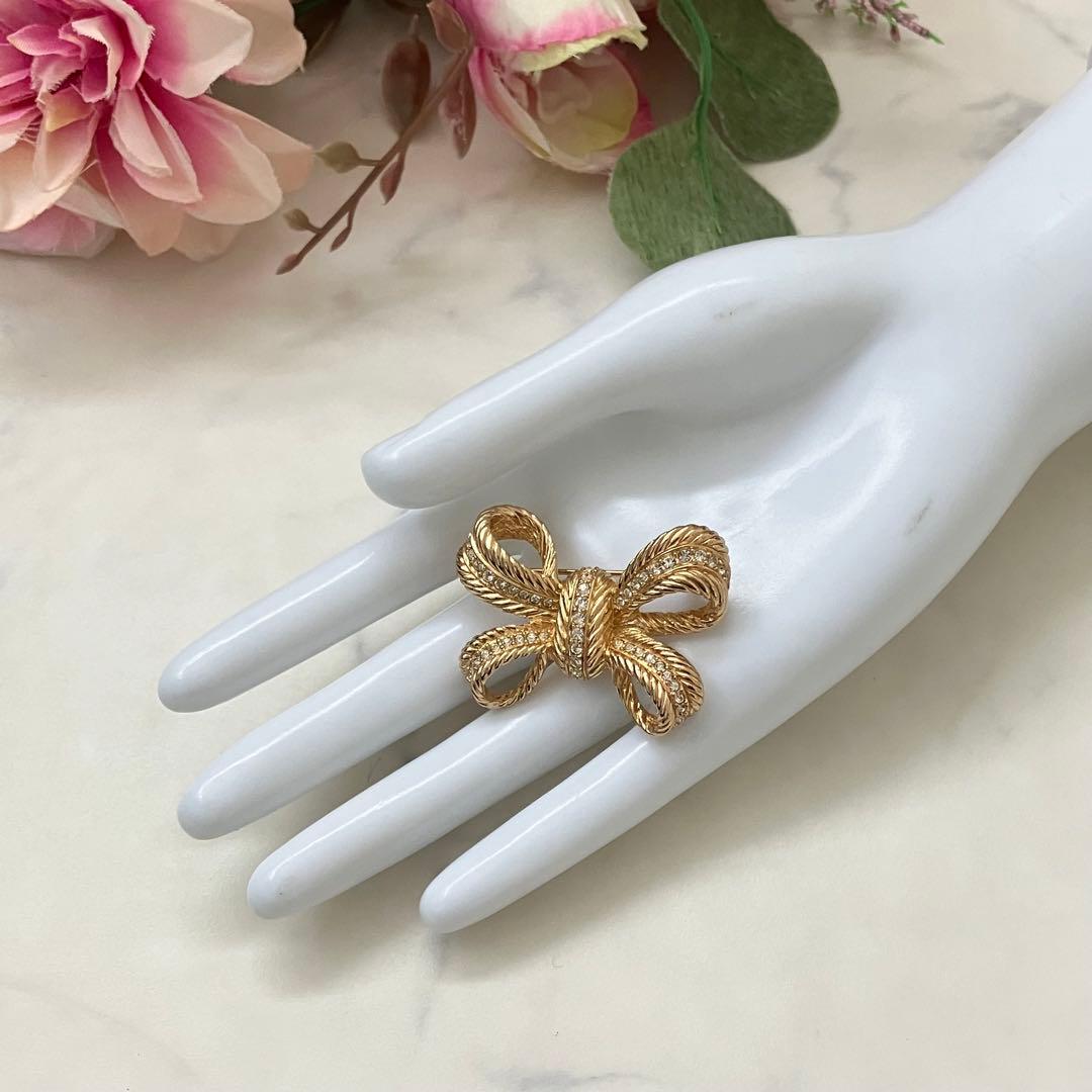 Christian Dior✨クリスチャンディオール　ブローチ　リボン