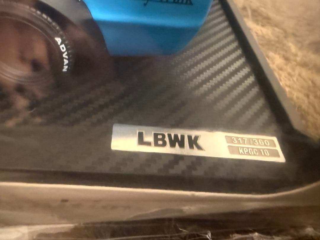 イグニッションモデル　LBWK KPGC10 青 ミニカー 限定版 1/18