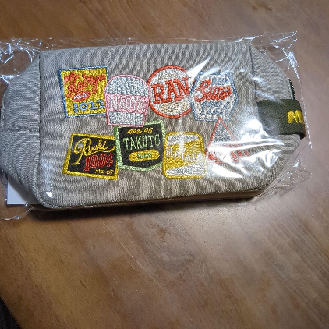 MAZZEL まぜべや 刺繍ワッペン付きポーチ