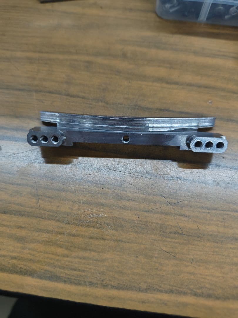 スチール製湾曲スライドラック